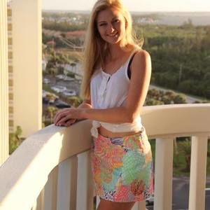 Meet your Posher, Ally